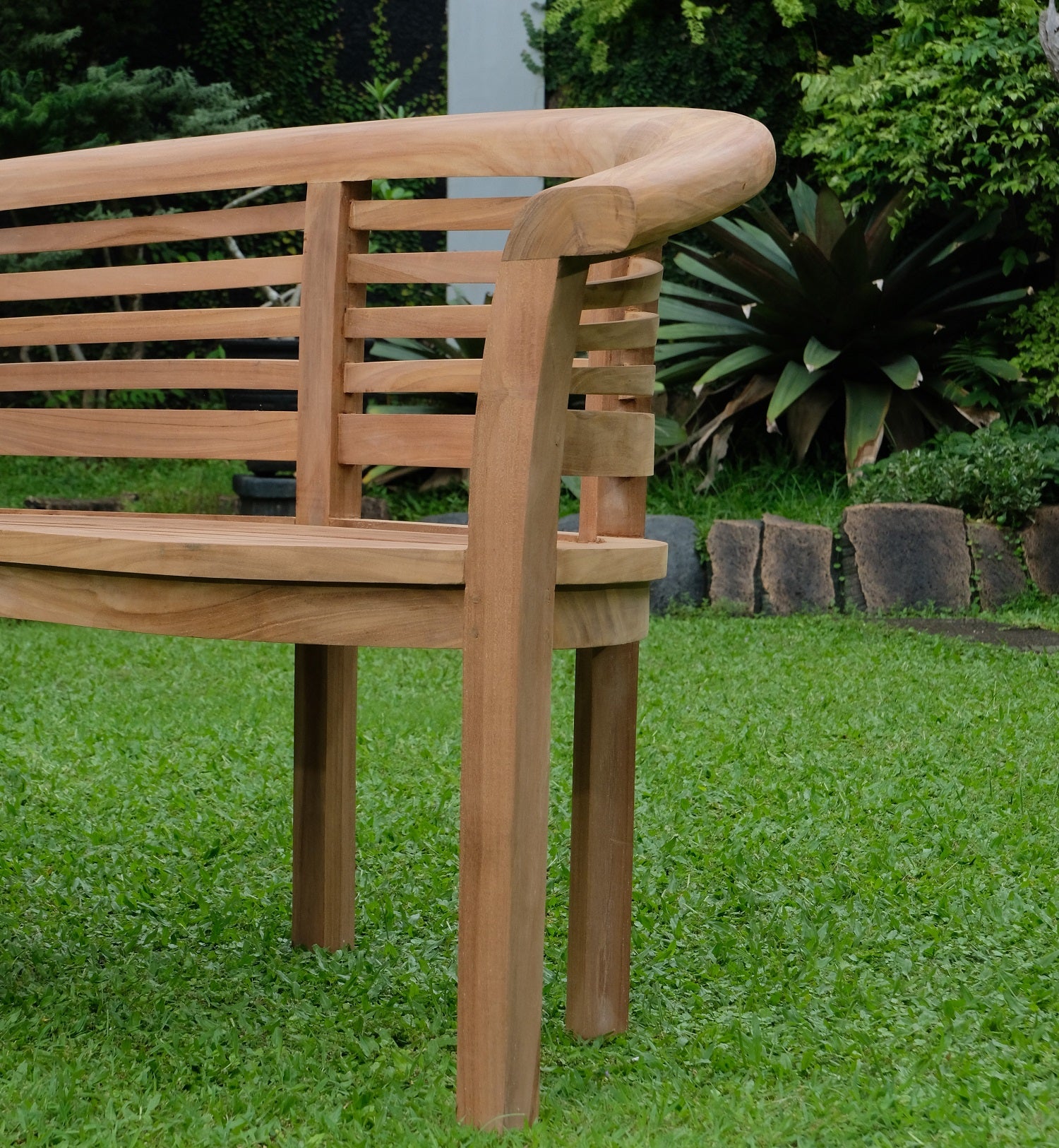 Banana Extra Thick Teak Garden Bench Horizontal Slats, 1.67m ( Outdoor / Patio Bench)