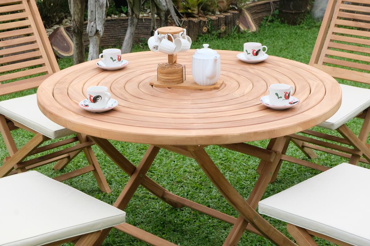 Teak Ripple Folding Table 120cm (4cm Thick Top) with Hanton Folding Chair (Garden / Outdoor Dining Set)