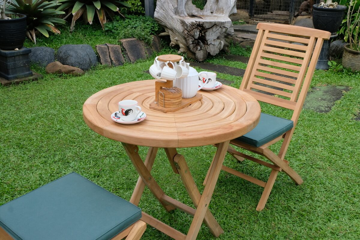 Teak Ripple Folding Table 80cm (4cm Thick Top) with Hanton Folding Chair  (Garden / Outdoor Dining Set)