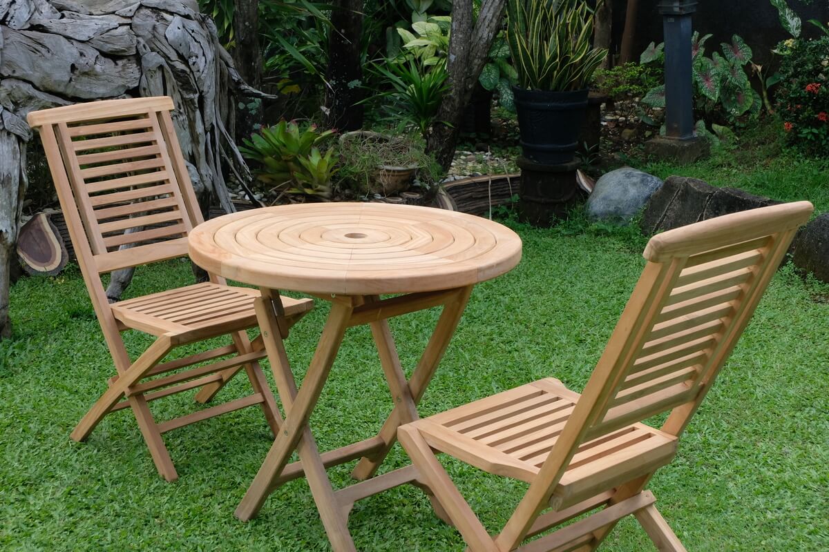 Teak Ripple Folding Table 80cm (4cm Thick Top) with Hanton Folding Chair  (Garden / Outdoor Dining Set)