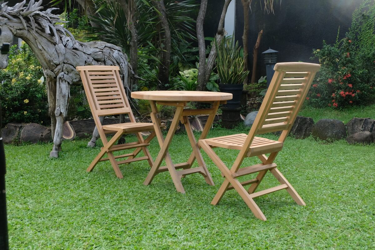 Teak Ripple Folding Table 80cm (4cm Thick Top) with Hanton Folding Chair  (Garden / Outdoor Dining Set)