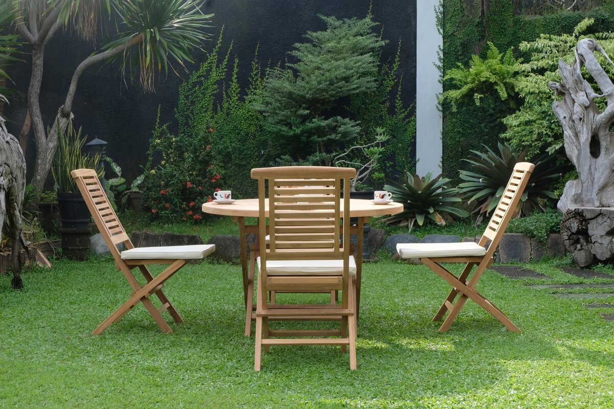 Teak Sunburst Folding Table 120cm (4cm Thick Top) with Hanton Folding Chair  (Garden / Outdoor Dining Set)