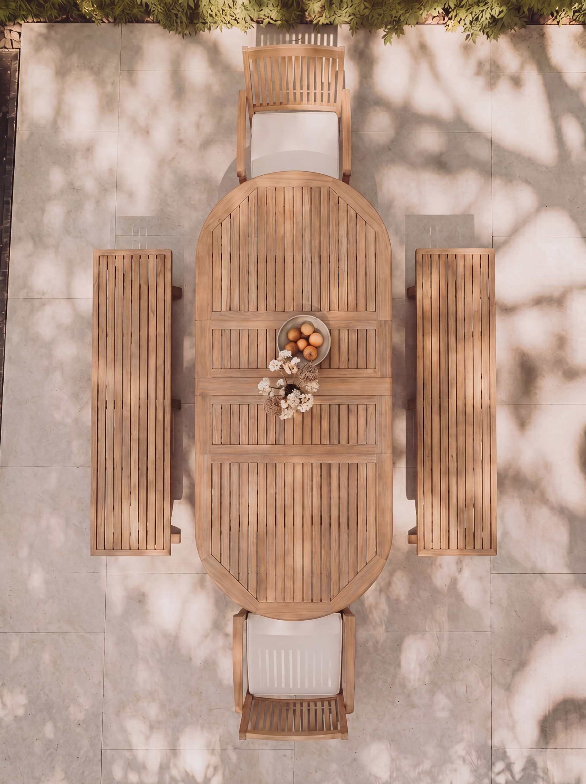 Teak Belgrave 8 Seater Extending Table 1.8m-2.4m (4cm Thick Top) with 2*Teak Burnham Chairs & 2* Burnham Bench 180cm (Garden / Outdoor Dining Set)