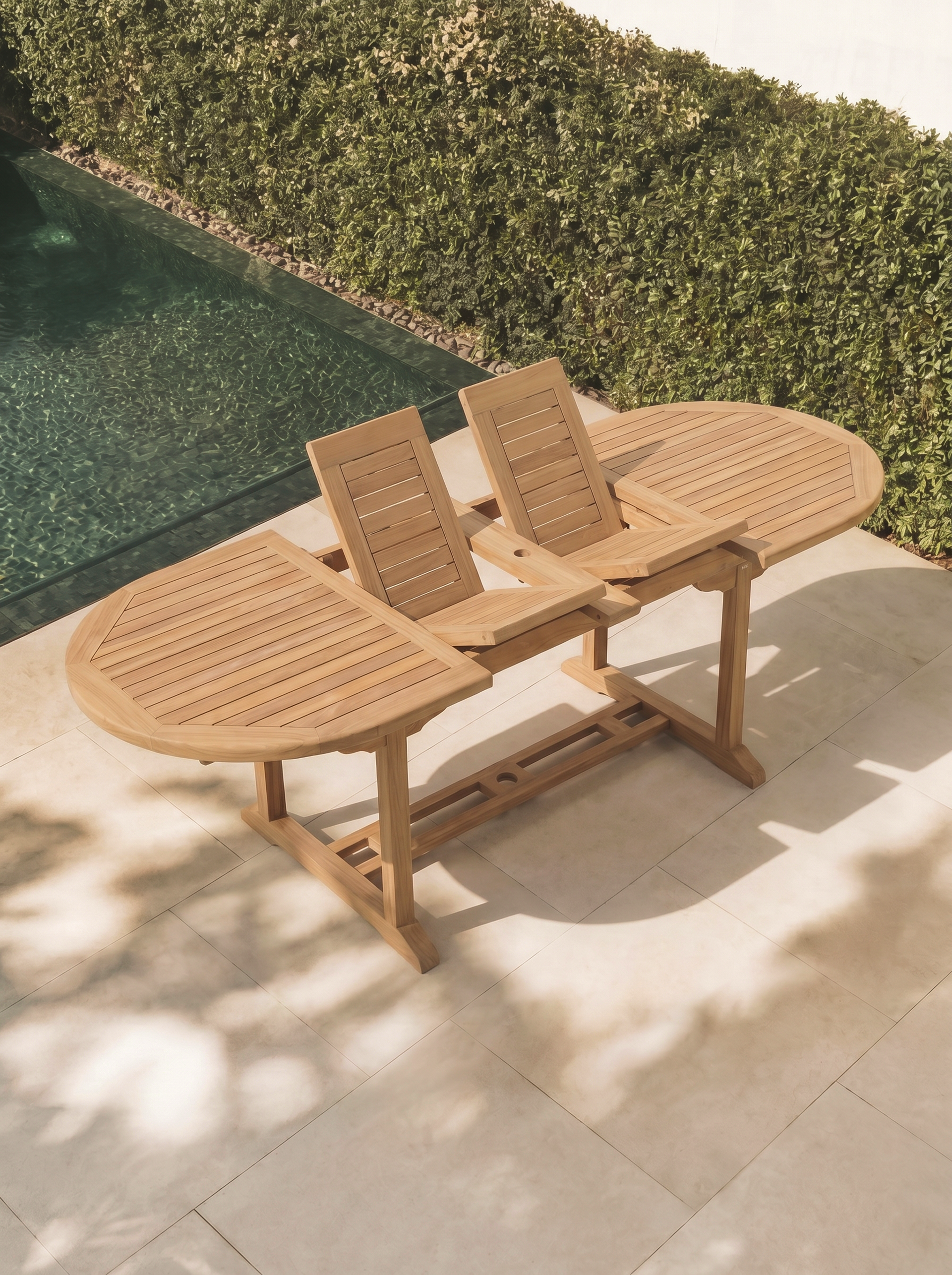 Teak Belgrave 8 Seater Extending Table 1.8m-2.4m (4cm Thick Top) with 2*Teak Burnham Chairs & 2* Burnham Bench 180cm (Garden / Outdoor Dining Set)